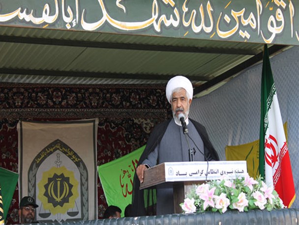 پاسخ کشتار حجاج ایرانی در منا، دست دادن با اوباما نبود/ هر چه سریعتر جواب آل سعود را بدهید