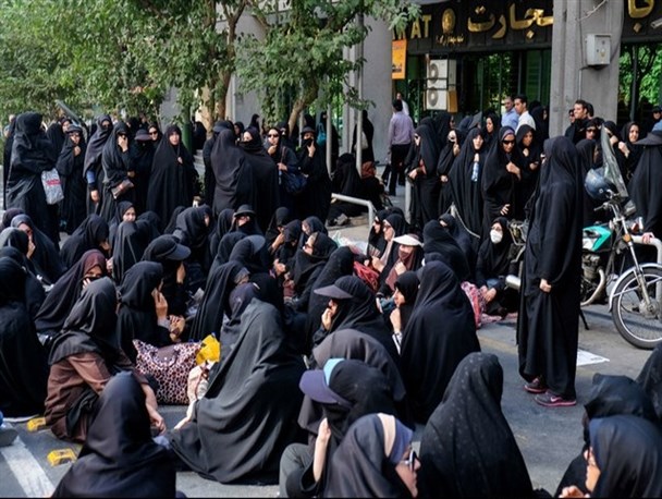 اعتراض مجدد مربیان پیش دبستانی گلستان/ مربیان مظلومان خاموش اند