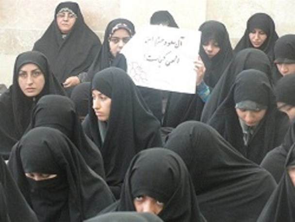 طلاب مدارس علمیه باید انضباط عبادی داشته باشند