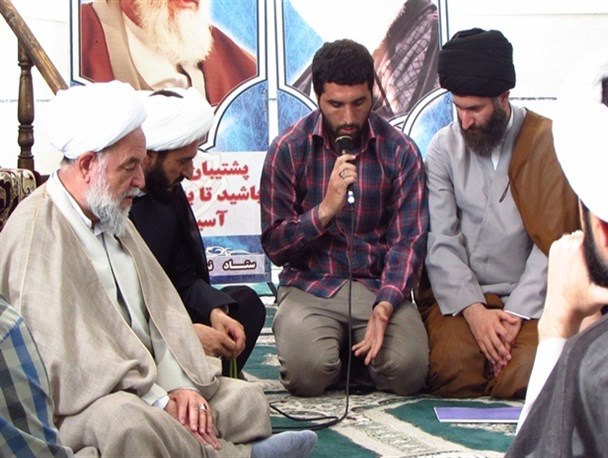 مطالبه گری دانشجویان و طلاب بجنورد از نمایندگان مجلس برای رفع عیوب برجام+تصاویر