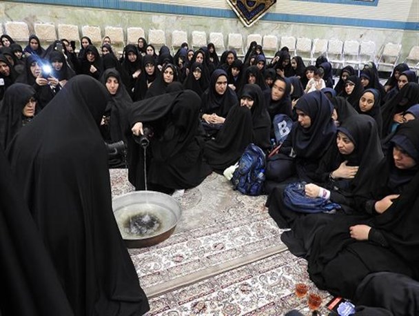 مراسم  اعلان عزای ماه محرم در مسجد لطفعلی خان ارومیه+تصاویر