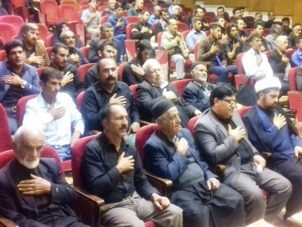 برگزاری همایش بزرگ عاشورائیان و پیرغلامان حسینی در اردل
