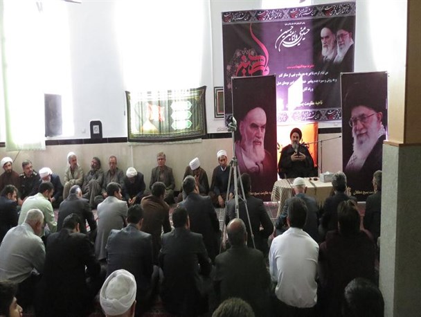 اساس حرکت امام حسین (ع) بر امر به معروف و نهی از منکر بود