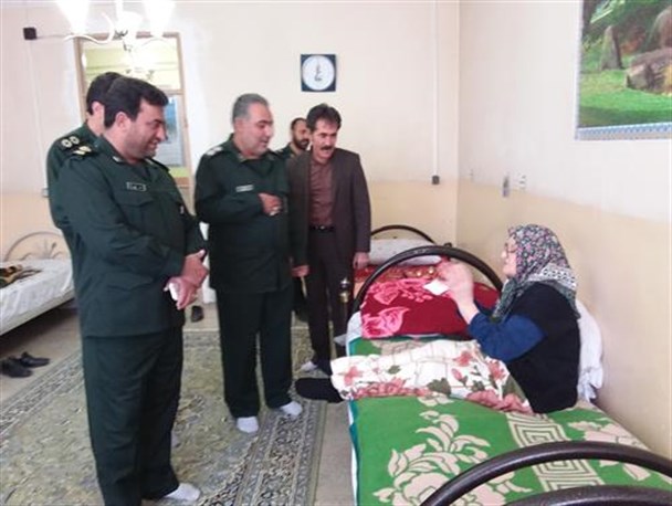 سرای سالمندان در تضاد با سبک زندگی اسلامی است