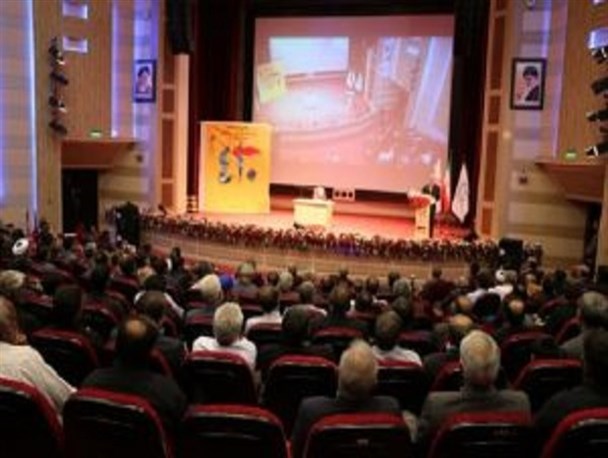نهمین گردهمایی رزمندگان گردان ۴۱۰ غواص در رفسنجان برگزار شد+تصاویر