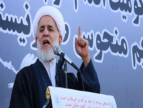 برخی در داخل برای FATF دست می زنند/ برخی روشنفکران آدرس دشمن را می دهند