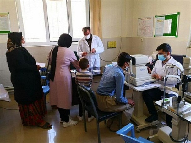 پزشکانی که با ویزیت رایگان مشق عشق می کنند/ اردویی برای جهاد خدمت به مردمی محروم و دردمند