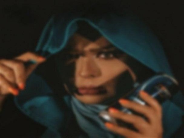 حاشیه‌سازی به سبک سلبریتی‌ها/ تبلیغات جنجالی در فضای مجازی؛ برقص، آواز بخوان، پول بگیر!