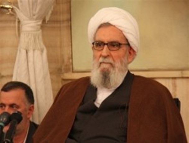 امروزه با تدبیر مقام معظم رهبری در برابر قدرت های جهانی می ایستیم