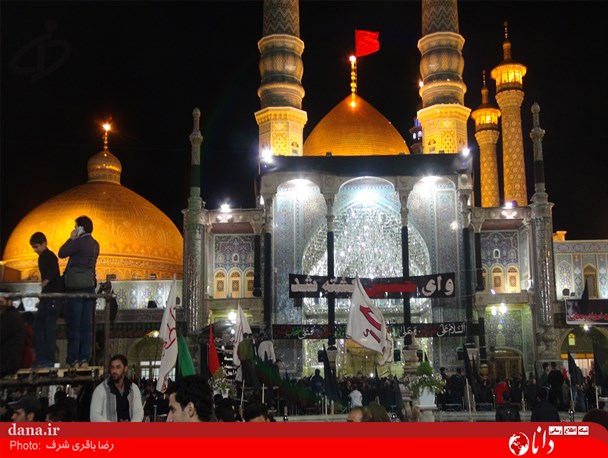 گزارش تصویری/ مراسم عزاداری شب عاشورا در حرم حضرت معصومه (س)