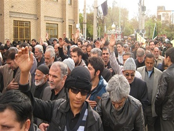 کبودراهنگ در عاشورای حسینی یکپارچه غرق در ماتم و عزا شد
