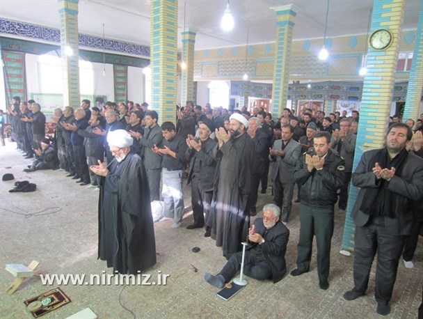 نماز ظهر عاشورا در نیر اقامه شد+تصاویر