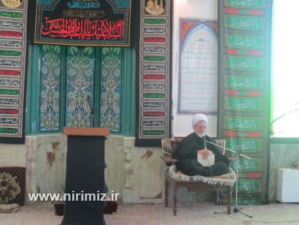 جریان 13 آبان نشأت‌گرفته از قیام عاشورا است