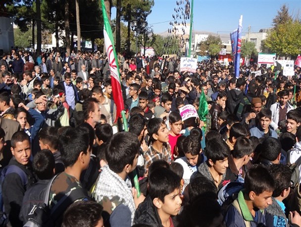 شهرستان نهاوند یکپارچه مرگ بر آمریکا شد+تصاویر