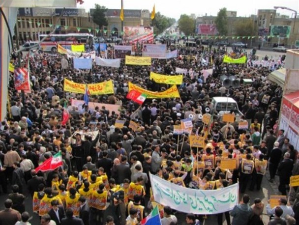 فریاد «مرگ بر آمریکا» در سمنان پیچید/ اعلام انزجار سمنانی ها از استکبار جهانی +تصاویر