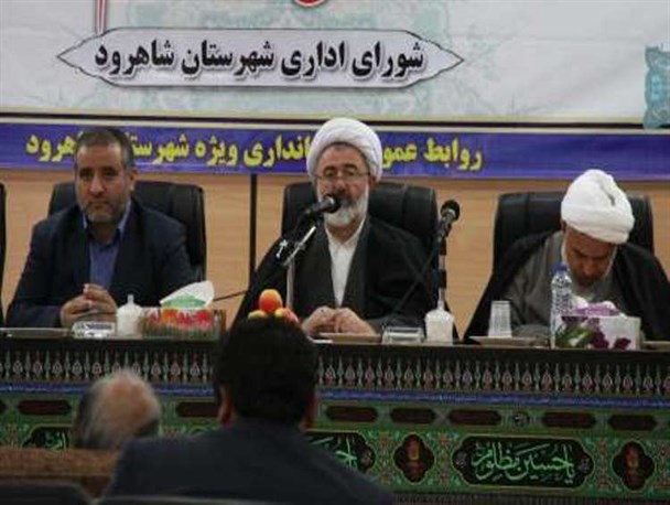 تقوی، مواظبت نقس و خدمت رسانی وظایف مسئولان در حوزه کاری است