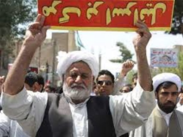 شعار "مرگ بر آمریکا" در باور ملت ایران نهادینه شده است/ حامیان مذاکره با آمریکا وابسته به سرویس های خارجی هستند