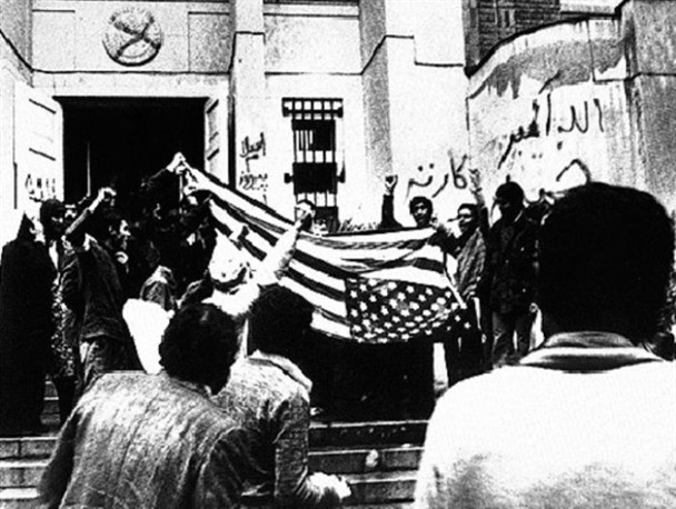 اگر به سال 58 بازگردیم باز هم لانه جاسوسی را تسخیر می کنیم / آمریکایی ها تلفن بنی صدر را هم شنود می کردند
