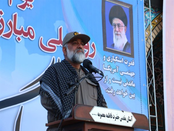 سرمنشا همه مشکلات و گرفتاری های جهان آمریکا است/همه مفدسان بزرگ اقتصادی به دنبال  سازش با آمریکا هستند