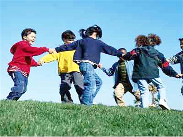 از خجالتی شدن کودکان خود جلوگیری کنیم