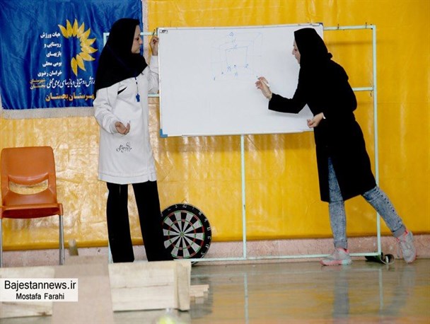چهاردهیمن دوره توجیهی و دانش افزایی بازی های بومی محلی خراسان رضوی در بجستان برگزار شد