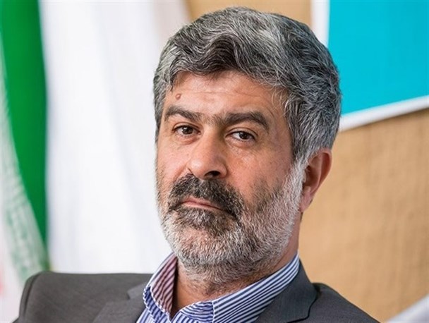 مجمع نمایندگان استان یزد به دنبال استاندار یزدی بود/اکنون موظف هستیم از انتخاب دولت تدبیر پیروی کنیم