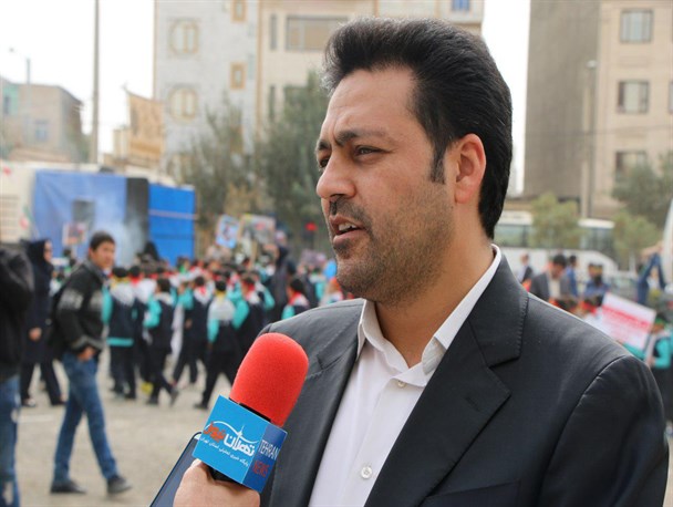۱۳ آبان برگی زرینی در تاریخ انقلاب اسلامی است