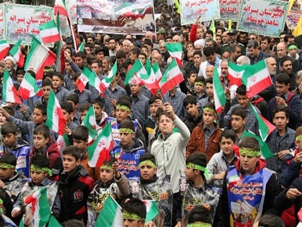 نقش بی‌‌بدیل دانش‌آموزان در طول عمر انقلاب اسلامی