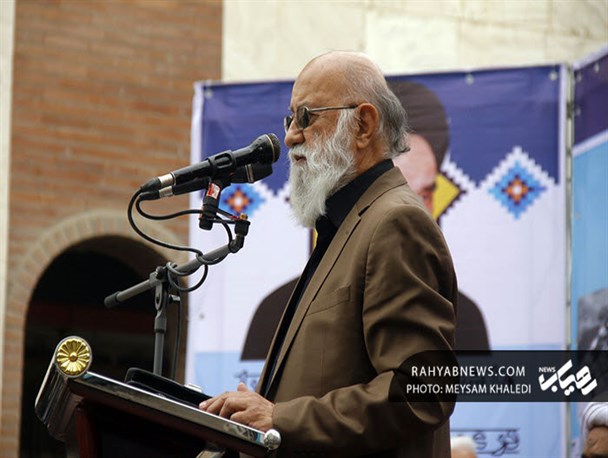 دشمنان آروزی ایجاد شکاف میان اقوام را به گور خواهند بُرد/ ما نمی توانیم گاو شیرده آمریکا باشیم
