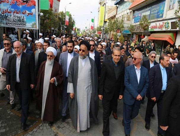 خروش پایتخت شور و شعور حسینی زنجان در راهپیمایی 13 آبان