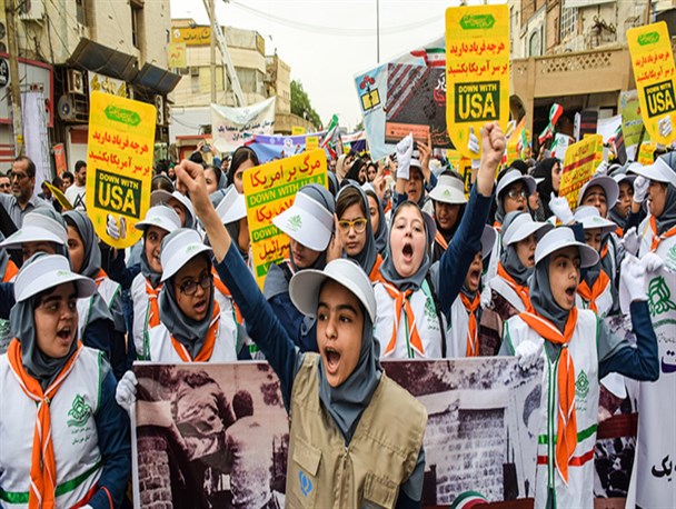هزاران خوزستانی «مرگ بر آمریکا» را فریاد زدند