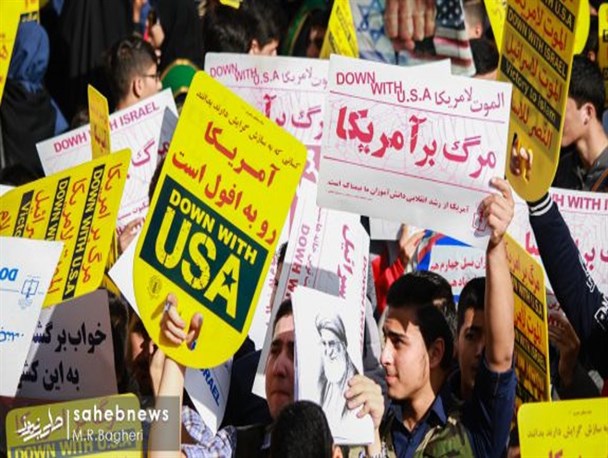 میز مذاکره در اصفهان ترک برداشت
