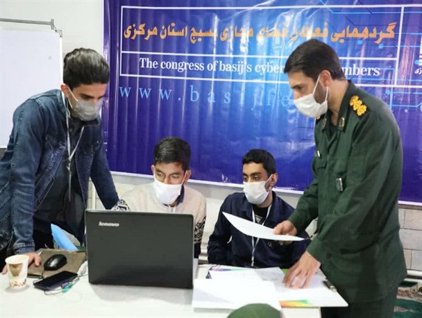 جوانان با جهاد تبیین در راستای تقویت ارزش های اسلامی نقش آفرینی کنند