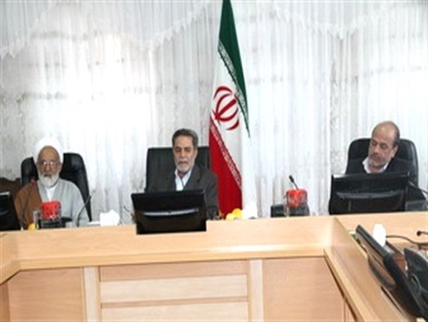 بدهی شهرداری مهریز قابل حل است