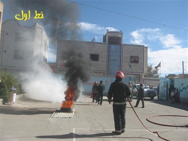 مانور زلزله در مدارس شهرستان زاهدان برگزار شد