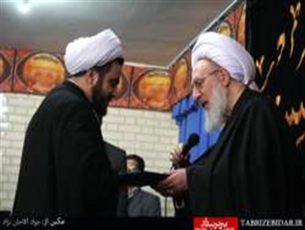 تصاویر/تجلیل از دست اندر کارن و عوامل اجرایی دهه اول محرم تبریز