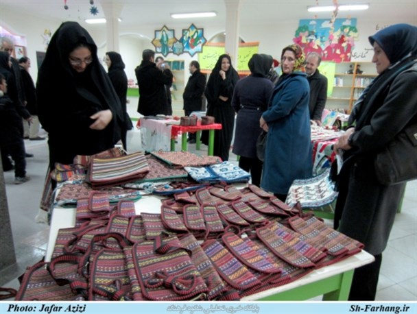 نمایشگاه توانمندی های معلولان نمین
