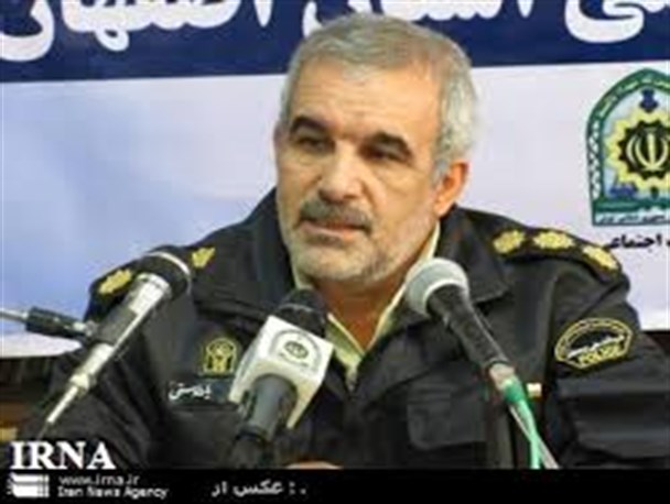 موفقیت نیروی انتظامی در حرکت کنار مردم محقق می شود