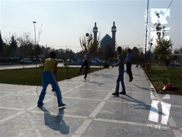 استعدادهای پنهان در پناه کوچه پس کوچه های محروم کرج/ چه کسی پاسخگوی این استعداد کشی است؟!