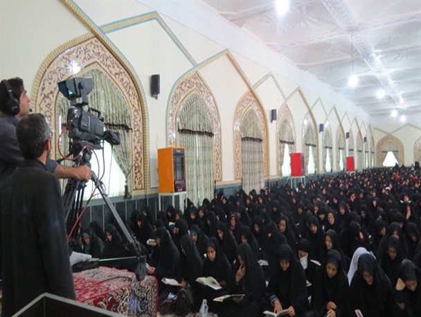 مراسم پرفیض دعای ندبه در آرامگاه شهید مدرس برگزار و همزمان از شبکه یک سیما پخش شد