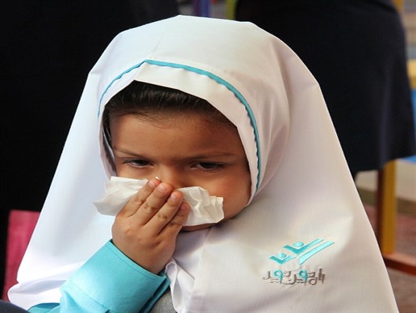 خطر ابتلا به انفولانزای H1N1 درکمین دانش آموزان کرمانی
