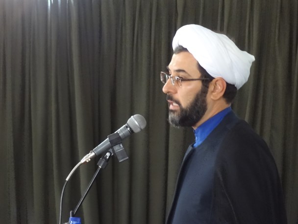 بیش از 10 هزار غذای گرم بین زائران اربعین حسینی در صحنه تقسیم شده است