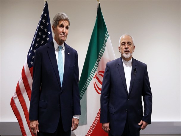 آقای قهرمان دیپلماسی، منتظر پاسخ شما هستیم! +عکس‌نوشت