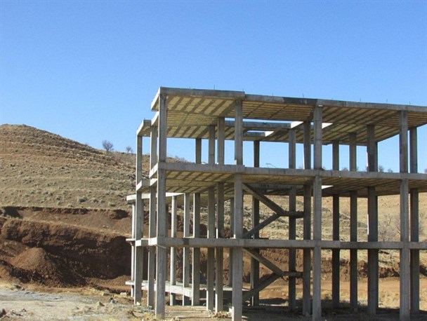 پیشرفت ۲۵ درصدی فرهنگسرای شهرستان سامان بعد از ۸ سال
