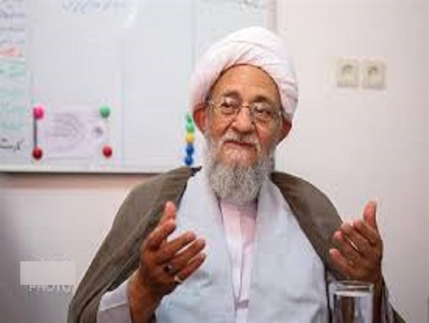 وحدت رمز اقتدار جمهوری اسلامی و همگرایی مسلمین است