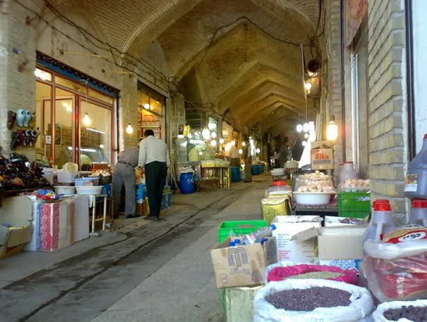 نارضایتی زنجانی‌ها از وضعیت کف طولانی‌ترین بازار سرپوشیده ایران/ رسیدگی به آثار تاریخی ضرورتی فراموش شده