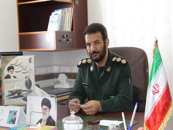 کمک ۱۵ میلیادری سپاه استان ایلام به مناطق زلزله زده کرمانشاه/ عملیات بازسازی به زودی آغاز می شود