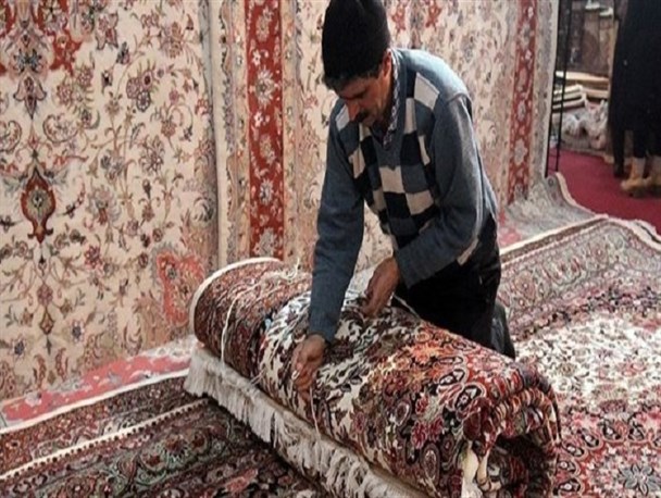 بازار خارجی فرش ایرانی زیر تیغ جولان دلالان