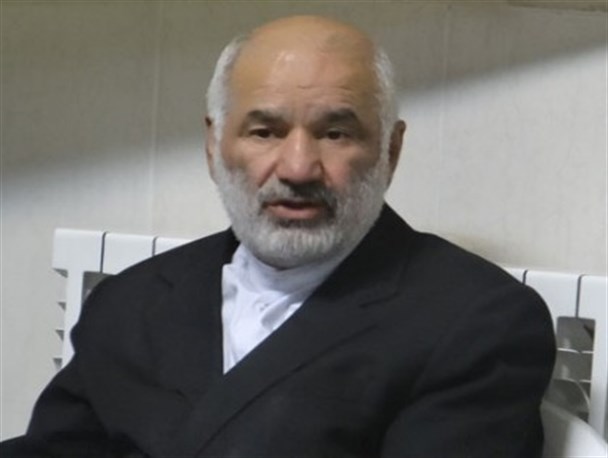 بانک ها مانع از اشتغال جوانان نشوند/ شرق اصفهان را جزء مناطق محروم قلمداد کنیم