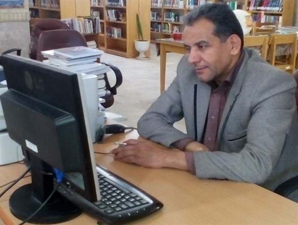 کتاب کم نداریم، کتابخوان کم داریم/برخی شهرداری های یزد همکاری خوبی با کتابخانه ها ندارند